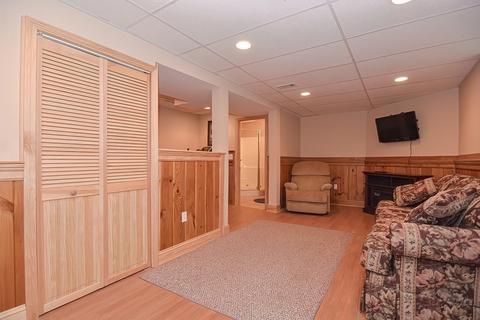 121 Warner Ave, Worcester, MA 01604 photo 28
