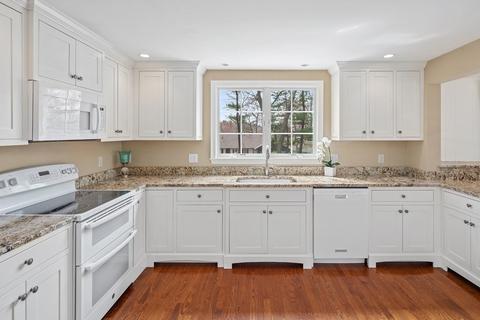 32 Howland Ln, Hingham, MA 02043 photo 12
