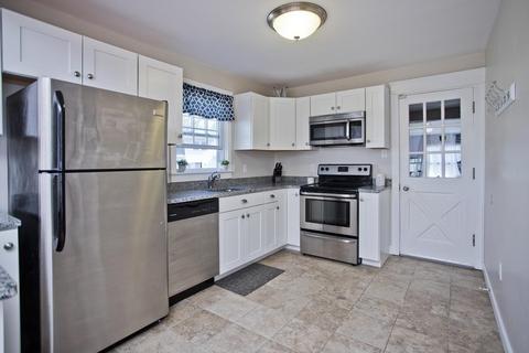 24 Ross Ave, Chicopee, MA 01020 photo 19