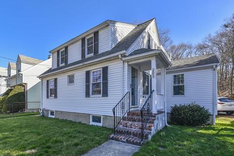 205 Curve St, Dedham, MA 02026 photo 2