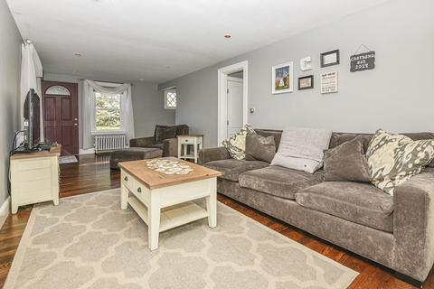 205 Curve St, Dedham, MA 02026 photo 5