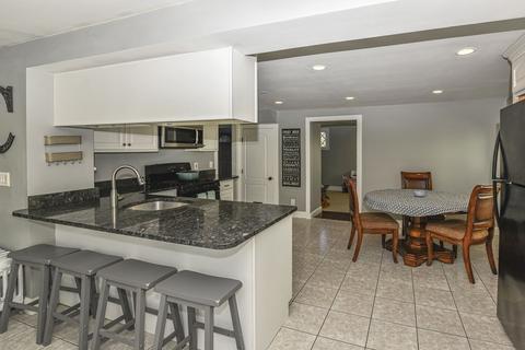 205 Curve St, Dedham, MA 02026 photo 13