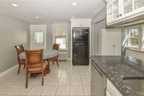 205 Curve St, Dedham, MA 02026 photo 15