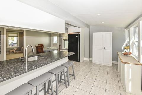205 Curve St, Dedham, MA 02026 photo 16