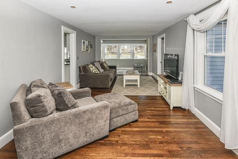 205 Curve St, Dedham, MA 02026 photo 4