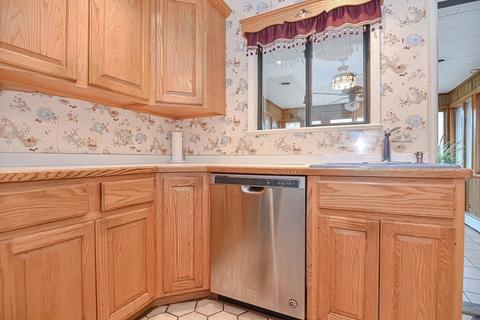 11 Rustlewood Dr, Canton, MA 02021 photo 6