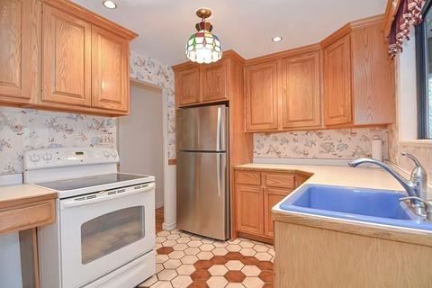 11 Rustlewood Dr, Canton, MA 02021 photo 5