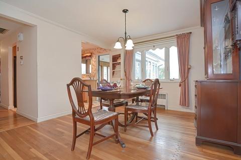 11 Rustlewood Dr, Canton, MA 02021 photo 11