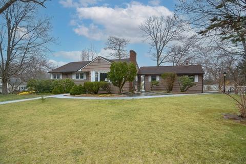 11 Rustlewood Dr, Canton, MA 02021 photo 2