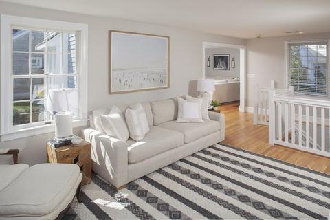15 Lantern Ln, Hingham, MA 02043 photo 4