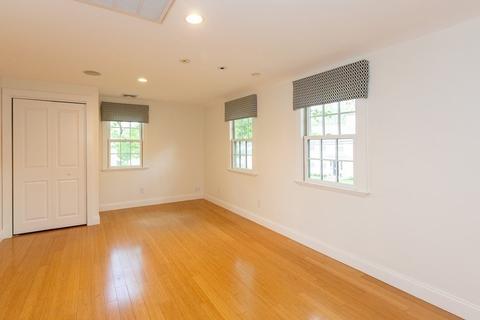 237 South St, Hingham, MA 02043 photo 14
