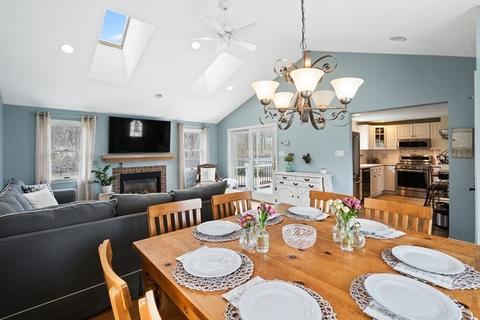 109 Forest St, Danvers, MA 01923 photo 7