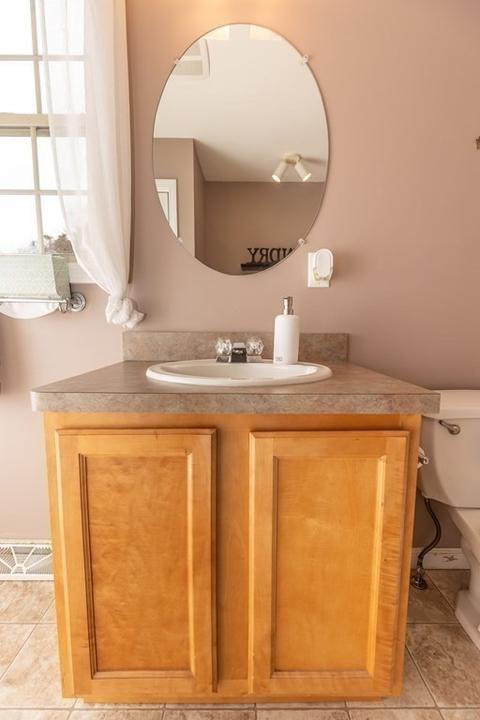 114 Maple St #C, Easthampton, MA 01027 photo 16