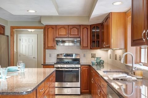 13 Stoneymeade Way, Acton, MA 01720 photo 2