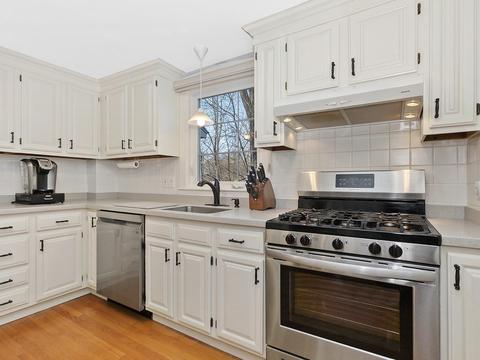 50 Maple Pl, Dedham, MA 02026 photo 11