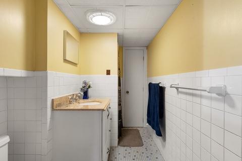95 Beacon St, Lowell, MA 01850 photo 34