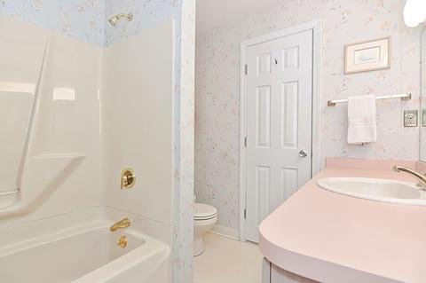 4 Trayer Rd, Canton, MA 02021 photo 21