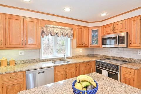 4 Trayer Rd, Canton, MA 02021 photo 6