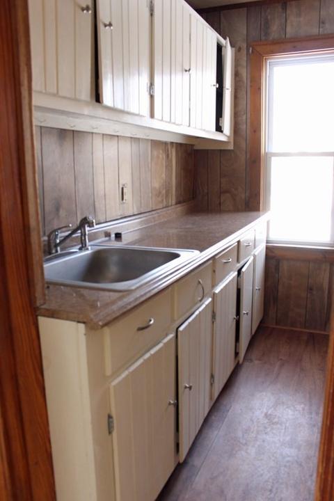 42 Upton St, Cherry Valley, MA 01611 photo 5