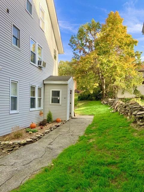 42 Upton St, Cherry Valley, MA 01611 photo 2