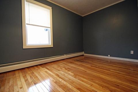 42 Upton St, Cherry Valley, MA 01611 photo 14