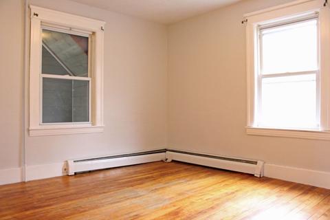 42 Upton St, Cherry Valley, MA 01611 photo 10