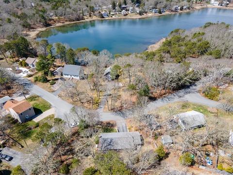84 Eel Pond Rd, Bourne, MA 02532 photo 2