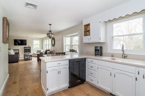 84 Eel Pond Rd, Bourne, MA 02532 photo 9