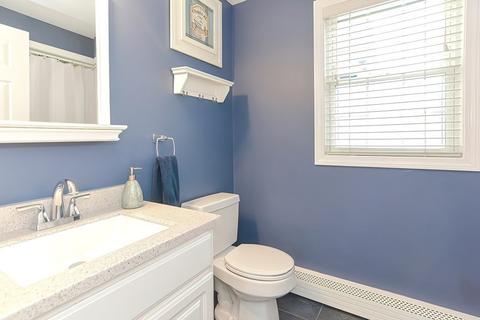 76 Broad St, Plainville, MA 02762 photo 25