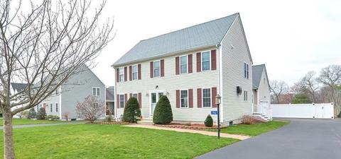 76 Broad St, Plainville, MA 02762 photo 3