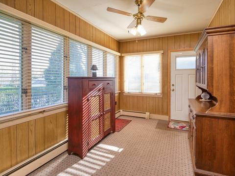 16 Kosmas St, Webster, MA 01570 photo 3