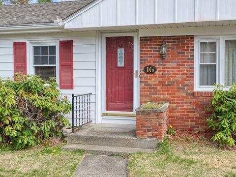 16 Kosmas St, Webster, MA 01570 photo 2