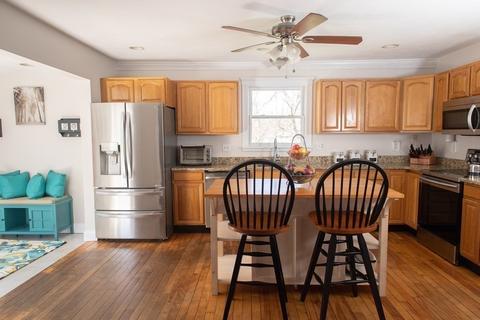 19 Benson St, Worcester, MA 01604 photo 7