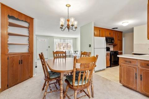 747 Cedar St, Walpole, MA 02081 photo 3