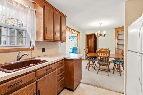 747 Cedar St, Walpole, MA 02081 photo 5