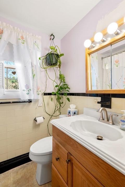 747 Cedar St, Walpole, MA 02081 photo 9