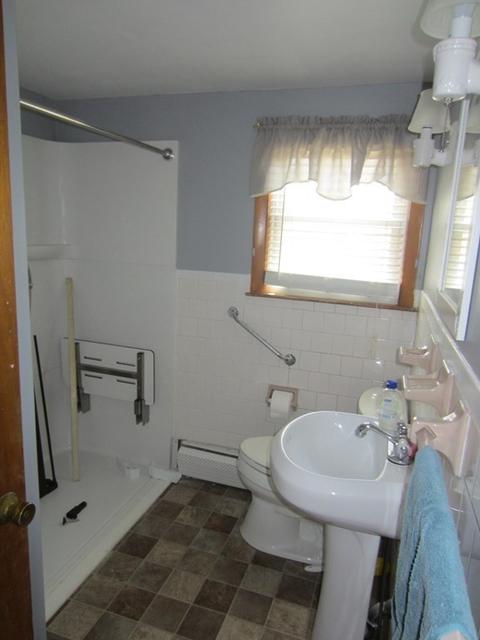 59 Hathaway St, Wareham, MA 02571 photo 11