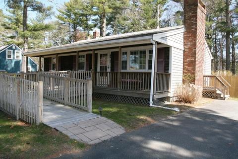 59 Hathaway St, Wareham, MA 02571 photo 2