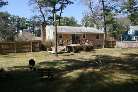 59 Hathaway St, Wareham, MA 02571 photo 3