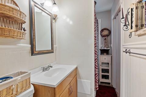 3 Lund St, Worcester, MA 01607 photo 14