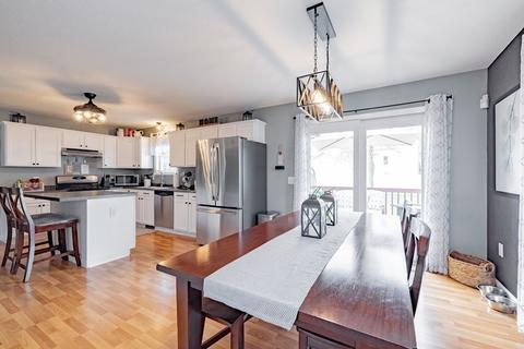 50 Wallace St, Springfield, MA 01119 photo 4