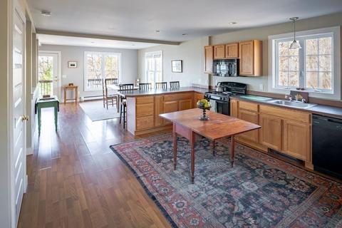 2 Sakonnet Dr, Mashpee, MA 02649 photo 4