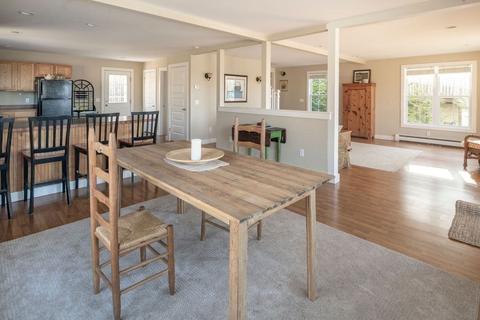 2 Sakonnet Dr, Mashpee, MA 02649 photo 9