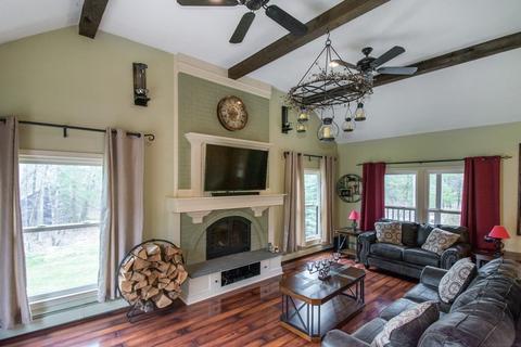 38 Oak Dr, Upton, MA 01568 photo 10