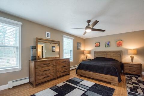 38 Oak Dr, Upton, MA 01568 photo 4