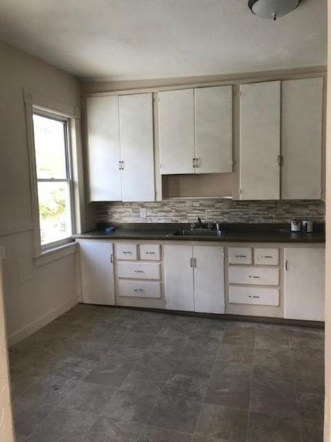 13 Maple St, Spencer, MA 01562 photo 2