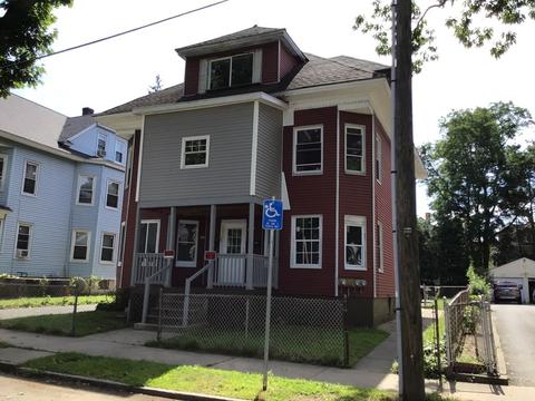 19 Gordon St, Springfield, MA 01108 photo 2