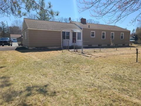 228 Hermitage Dr, Springfield, MA 01129 photo 5