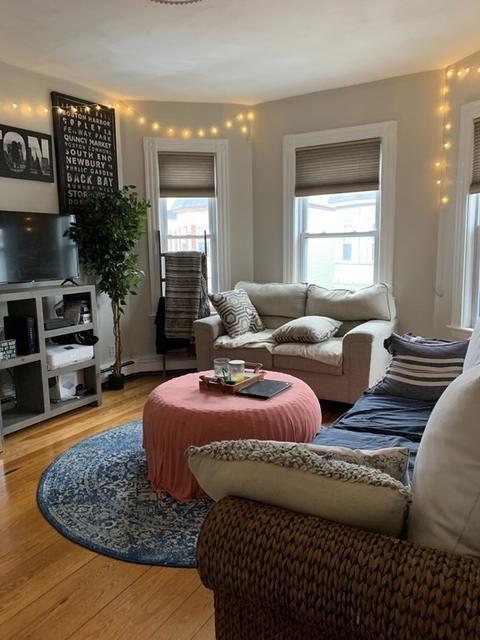 697 E 7th St, Boston, MA 02127 photo 8