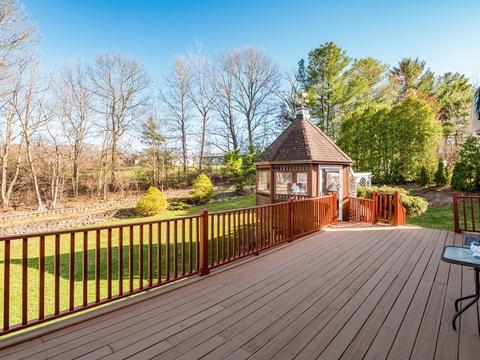 29 Mohawk St, Danvers, MA 01923 photo 9